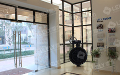 雷力前臺(tái)一角 雷力前臺(tái)一角